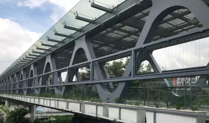任丘论管桁架结构工程弯管加工防锈处理的方法